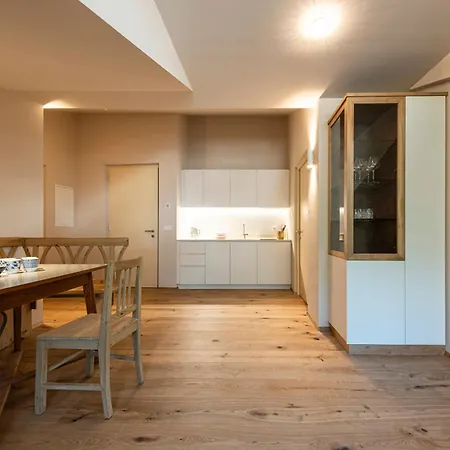 Essa - New Apartment *