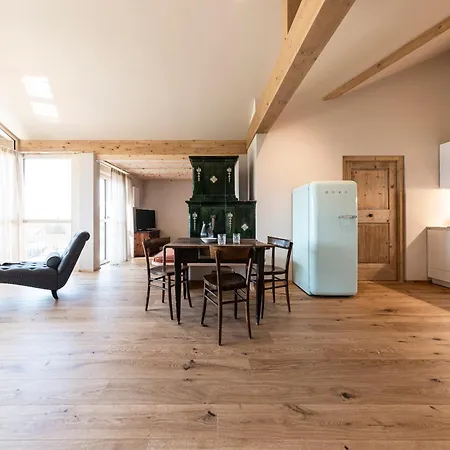 Essa - New Apartmán Caldaro